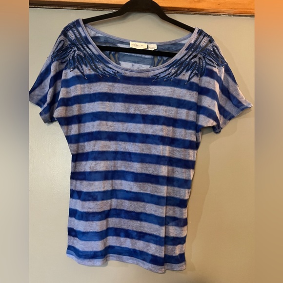 Miss Me sequin Angel wing top size Medium - Picture 3 of 11